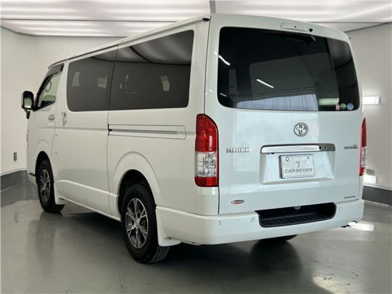 HIACE