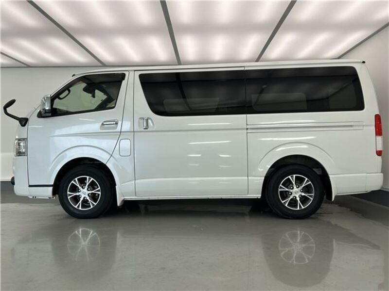 HIACE