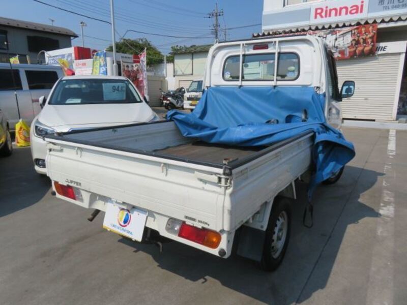 CLIPPER TRUCK