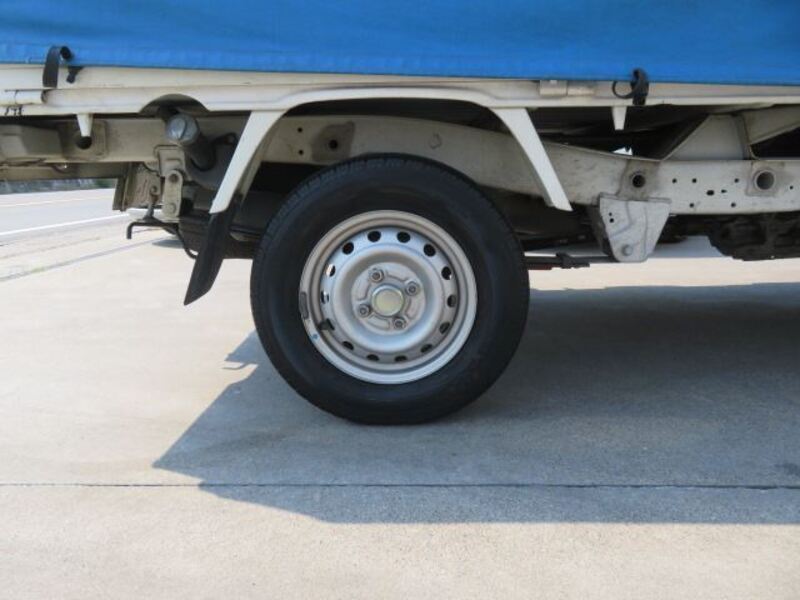 CLIPPER TRUCK