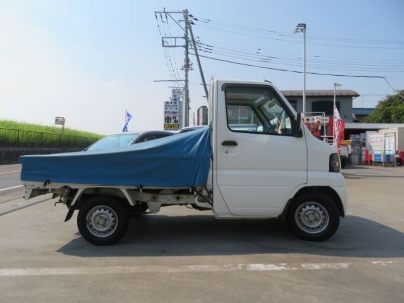 CLIPPER TRUCK