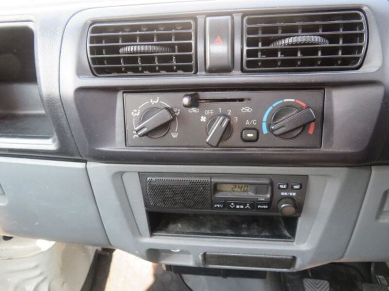 CLIPPER TRUCK