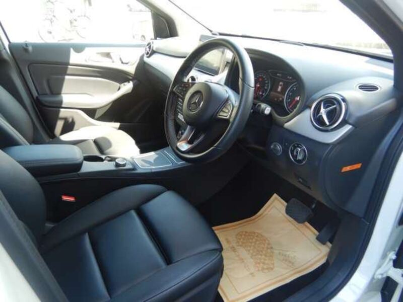B-CLASS