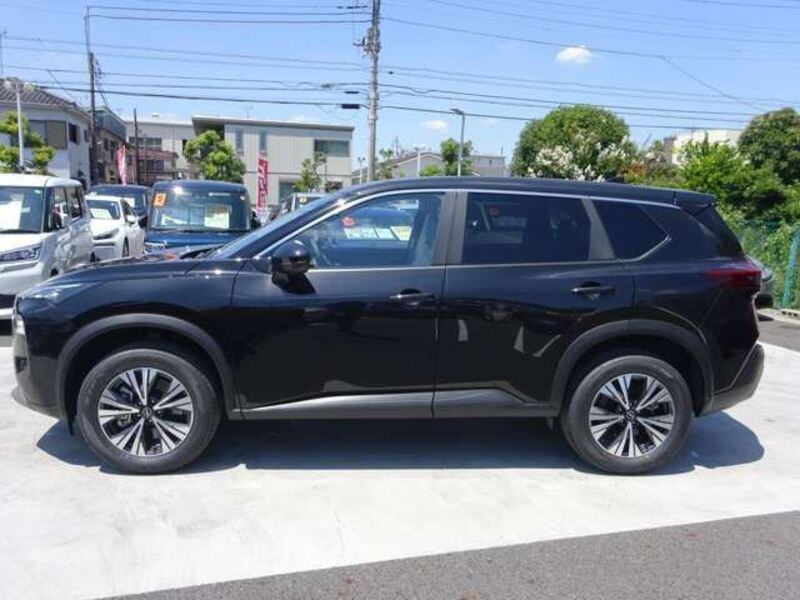 X-TRAIL