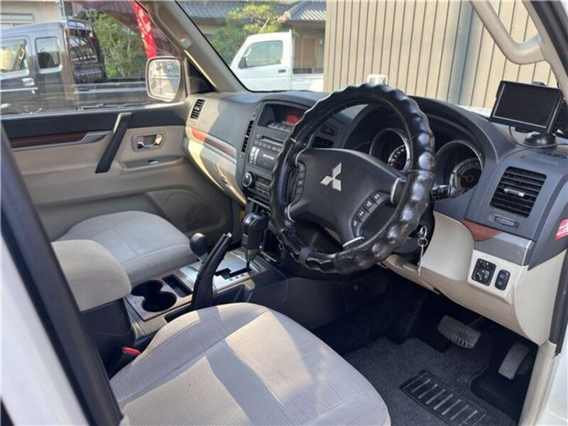 PAJERO