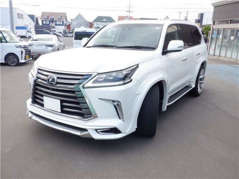 LEXUS LX