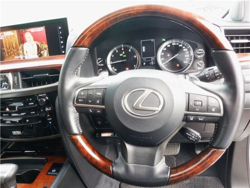 LX