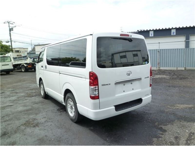 HIACE