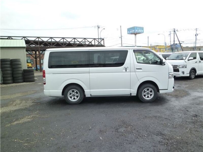 HIACE