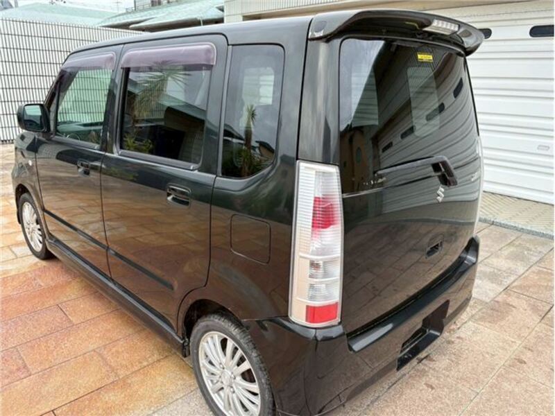 WAGON R