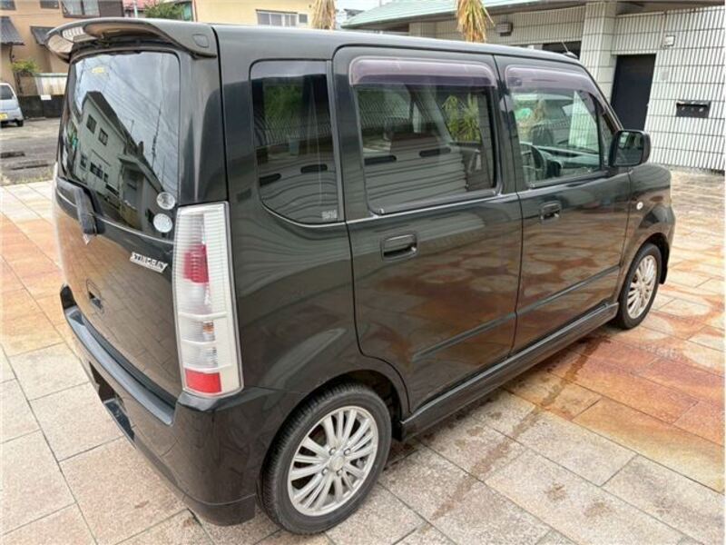 WAGON R