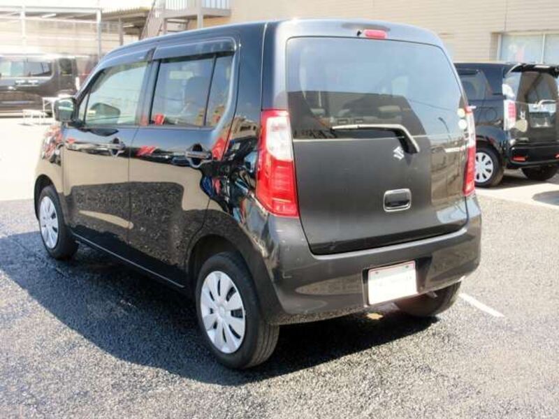 WAGON R