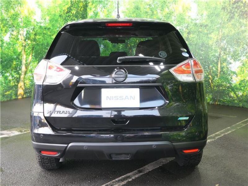 X-TRAIL