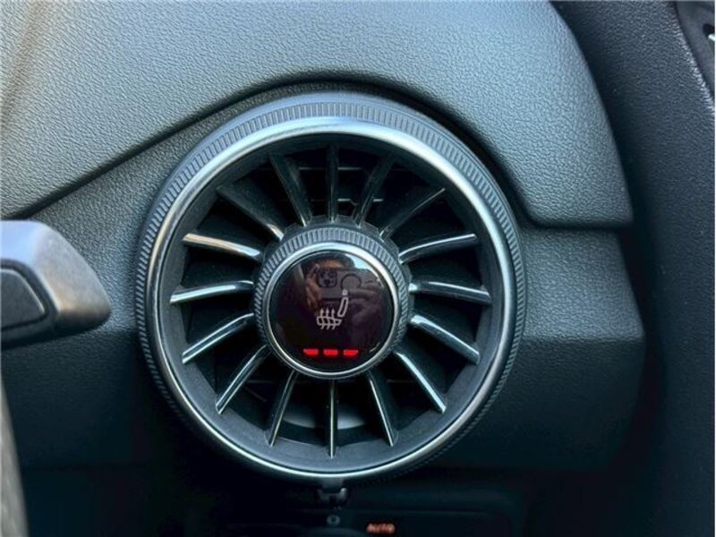 TT