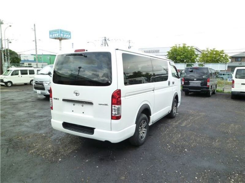 HIACE