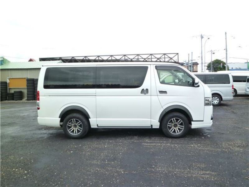 HIACE