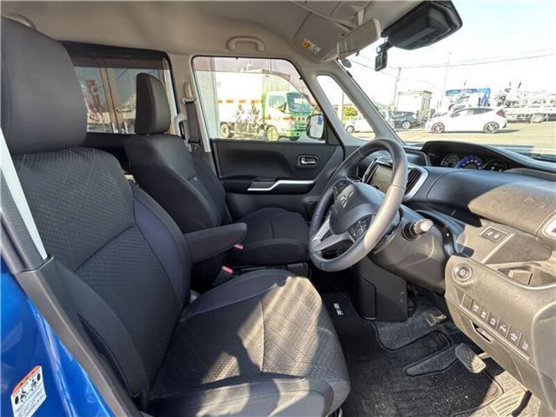 DELICA D2