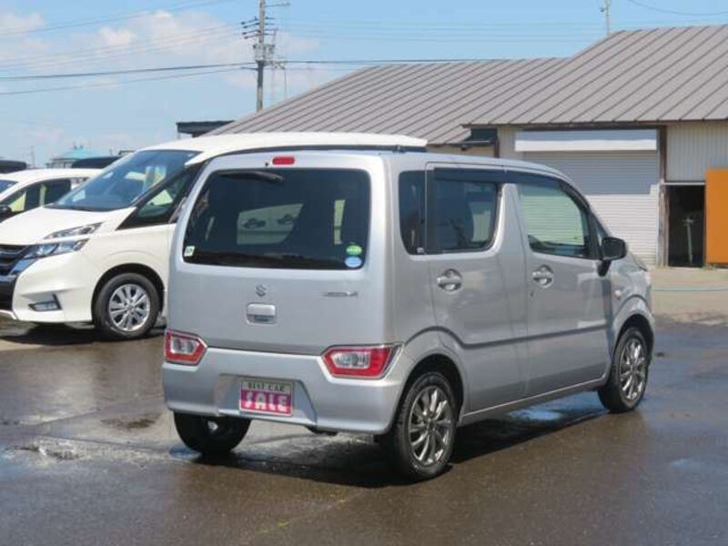 WAGON R