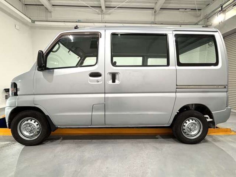 MINICAB VAN
