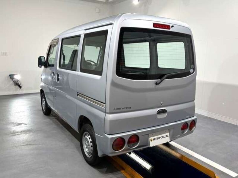 MINICAB VAN