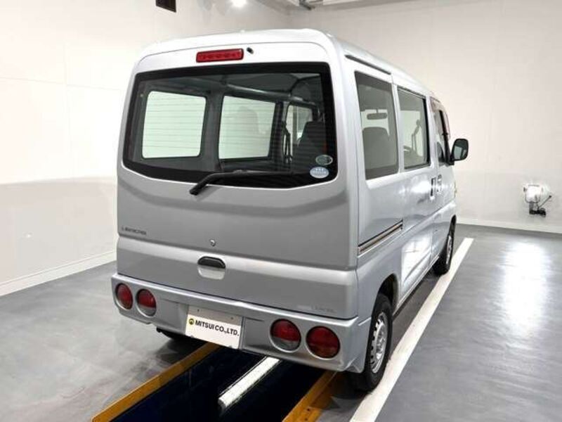 MINICAB VAN