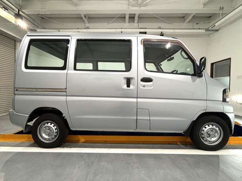 MINICAB VAN