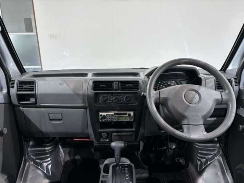MINICAB VAN