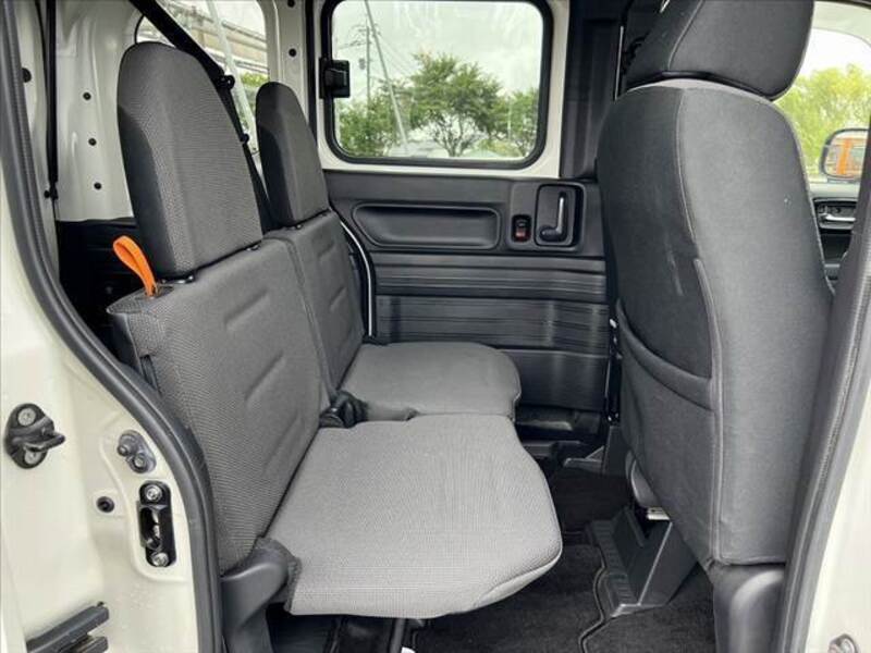 N-VAN
