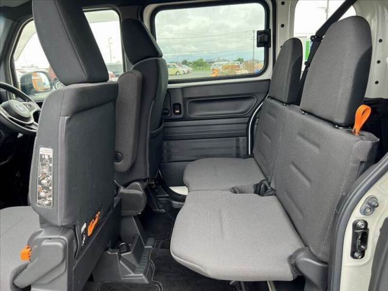 N-VAN