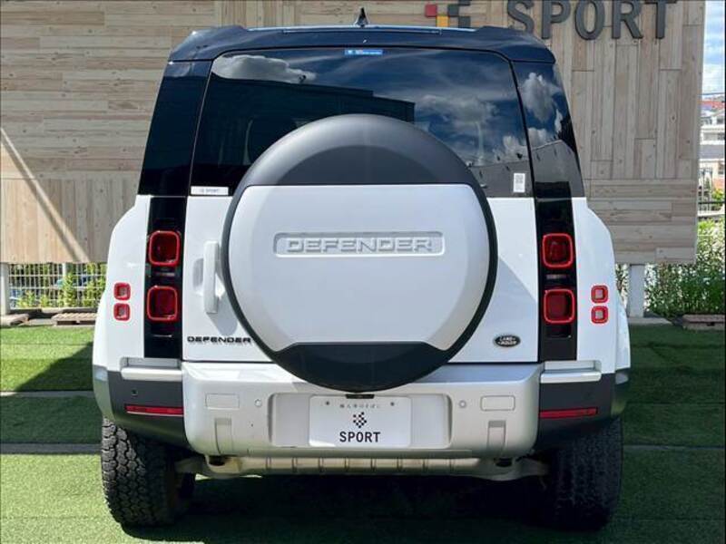 DEFENDER