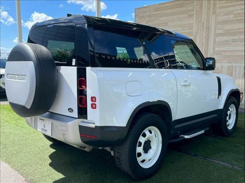 DEFENDER