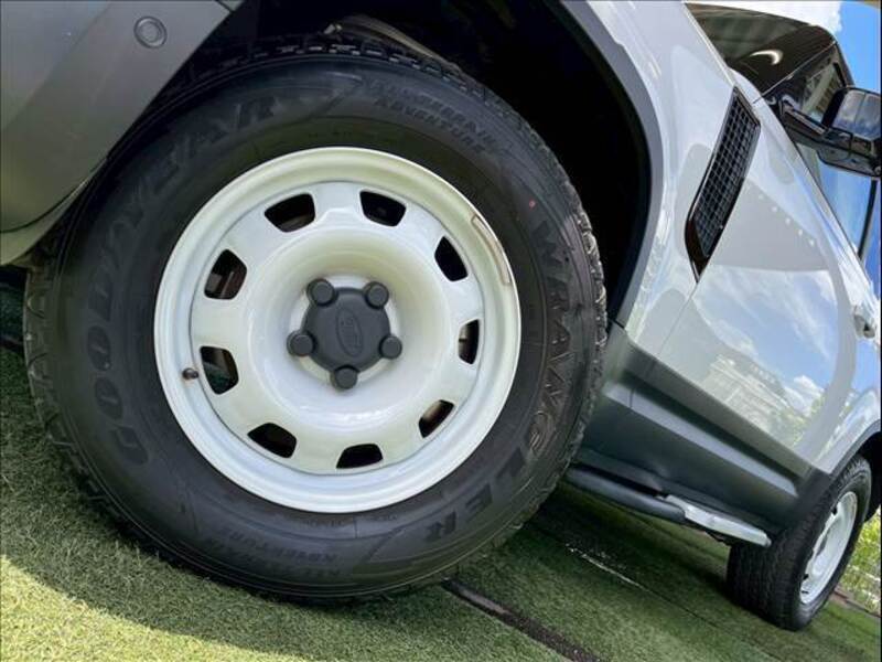 DEFENDER