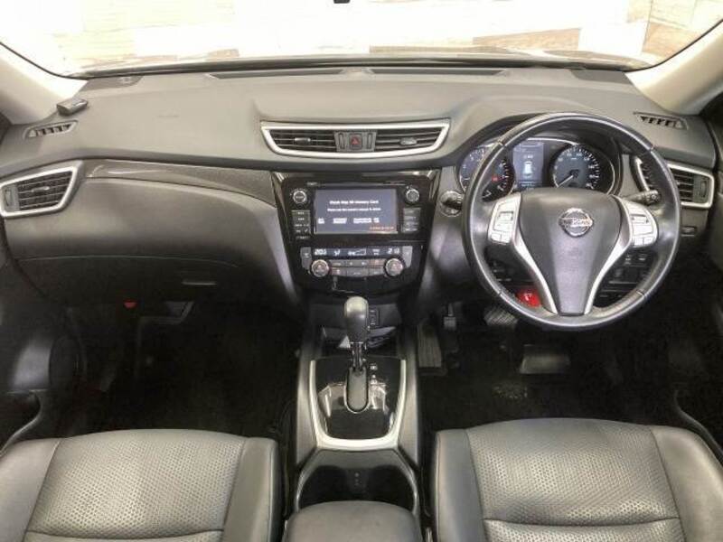 X-TRAIL