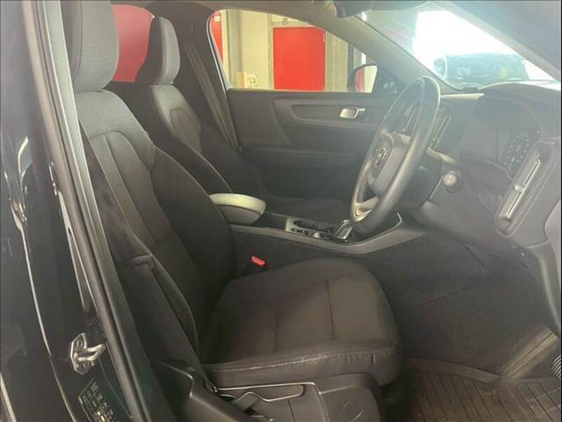 XC40