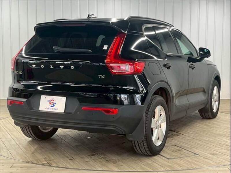 XC40