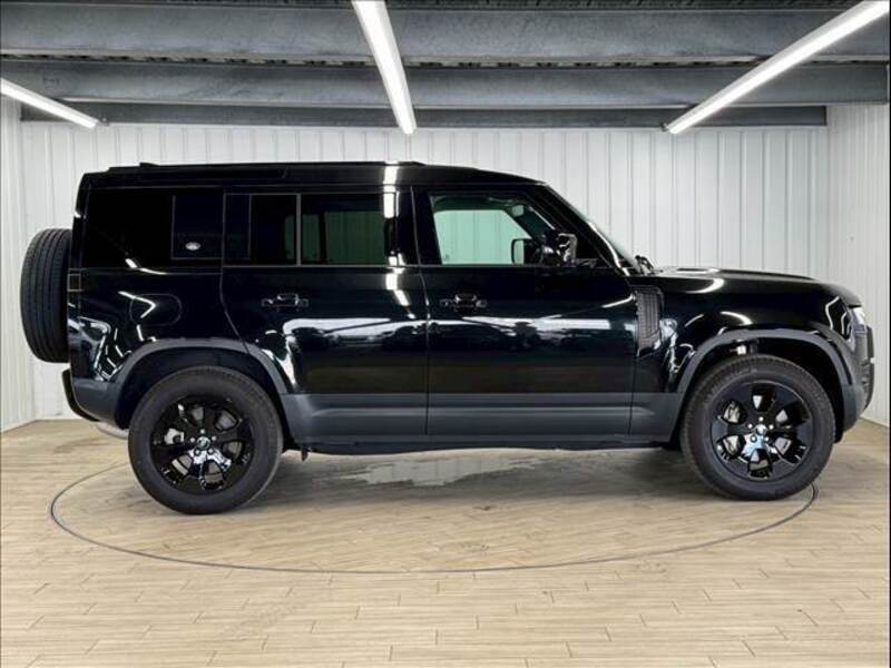 DEFENDER