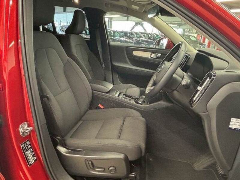XC40
