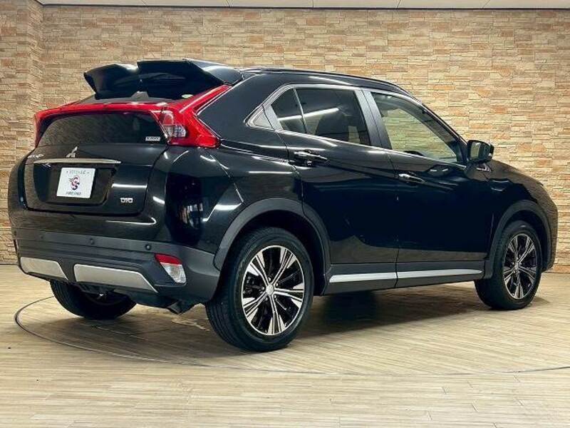 ECLIPSE CROSS