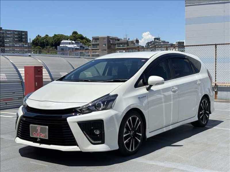 PRIUS ALPHA-0