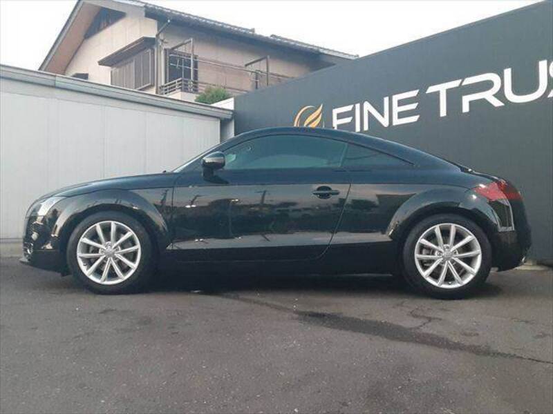 TT
