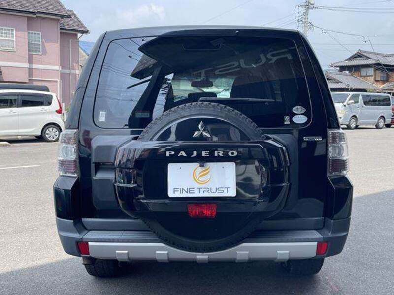 PAJERO