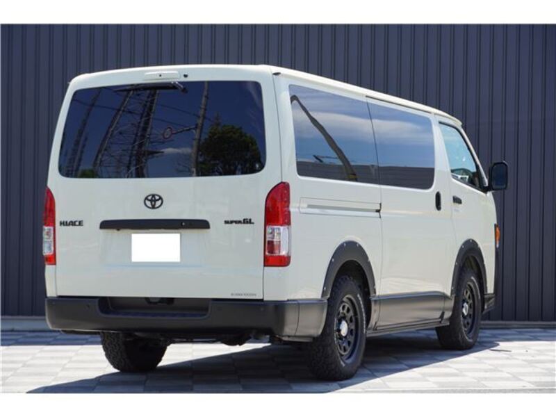 HIACE VAN