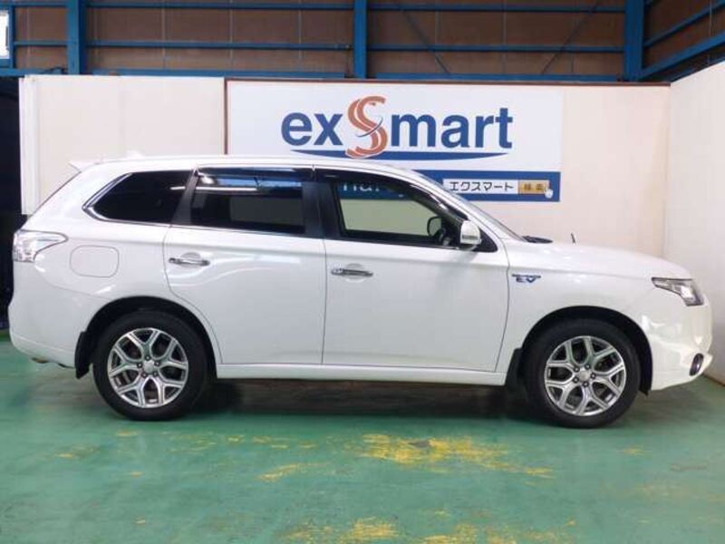 OUTLANDER PHEV