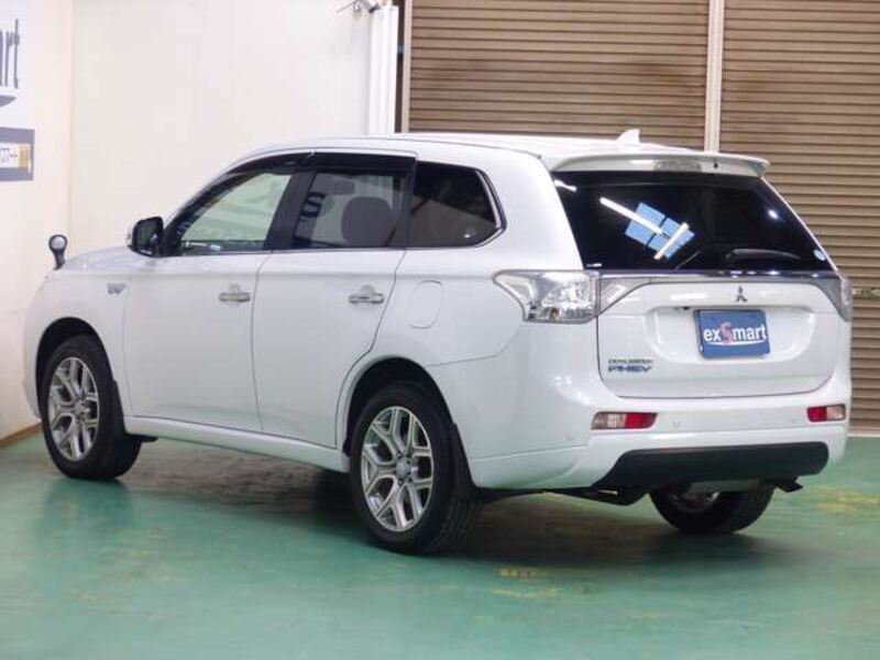 OUTLANDER PHEV