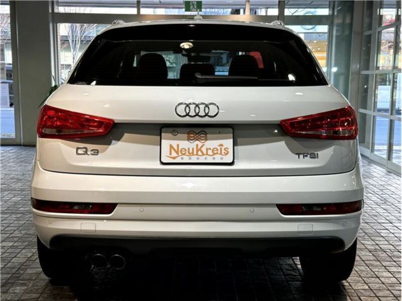 Q3