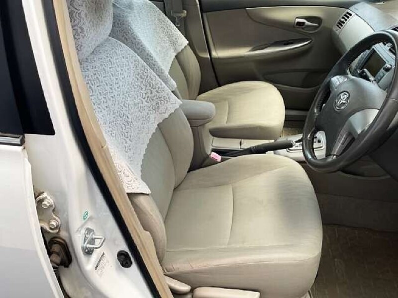 COROLLA AXIO