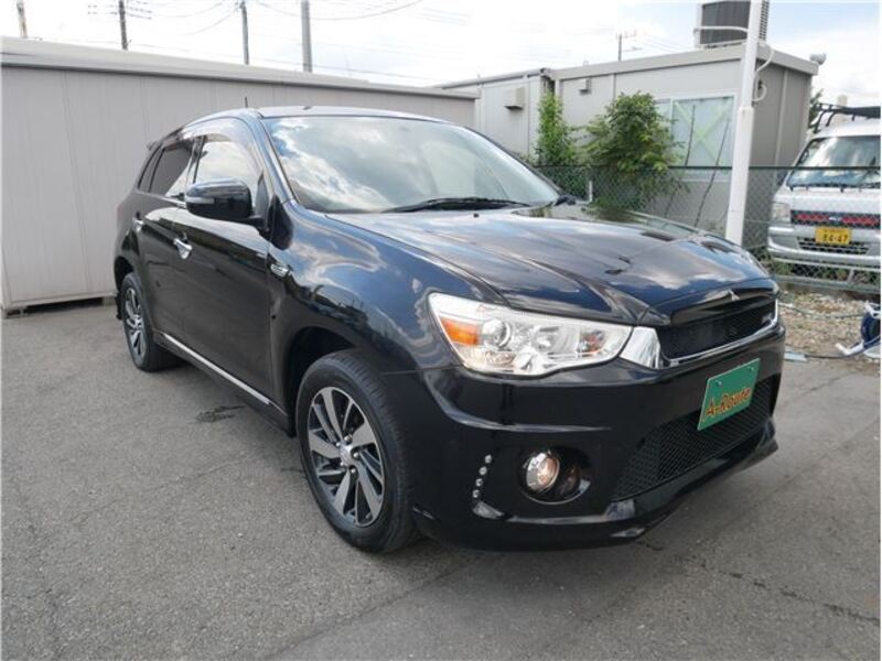 MITSUBISHI RVR