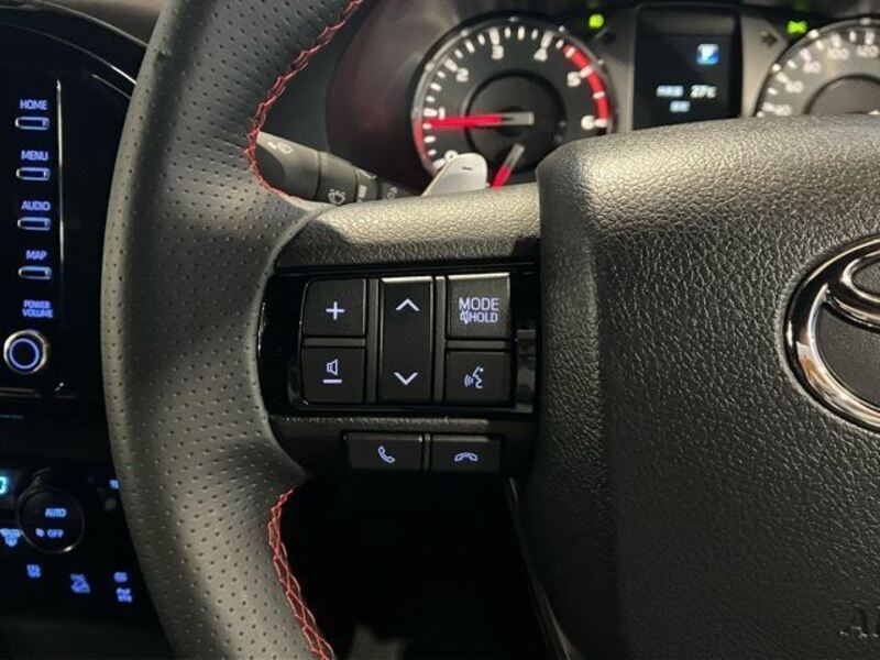 HILUX