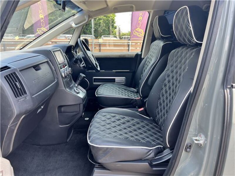 DELICA D5