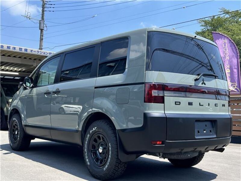 DELICA D5